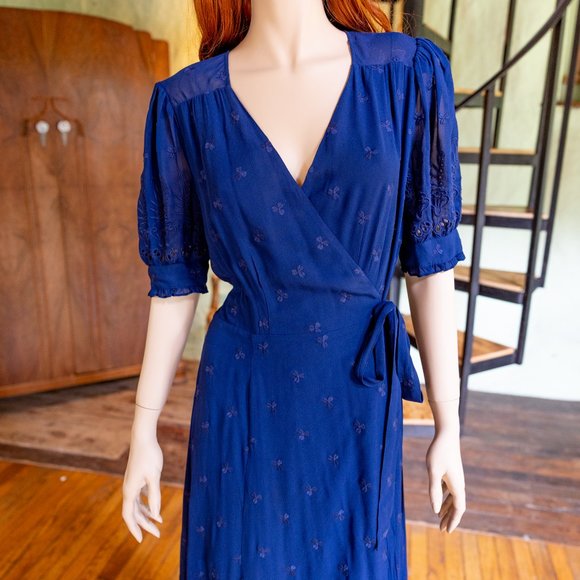 Reformation "Annalise" Navy Wrap Dress * Size Medium - Picture 6 of 11
